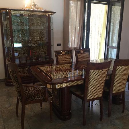 Villa Althea Ronago Экстерьер фото