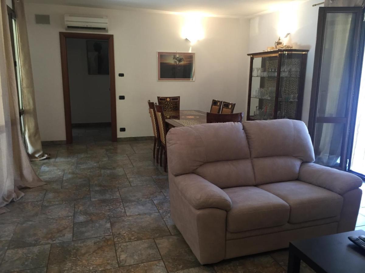 Villa Althea Ronago Экстерьер фото