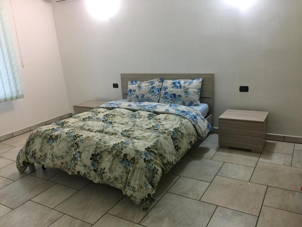 Villa Althea Ronago Экстерьер фото
