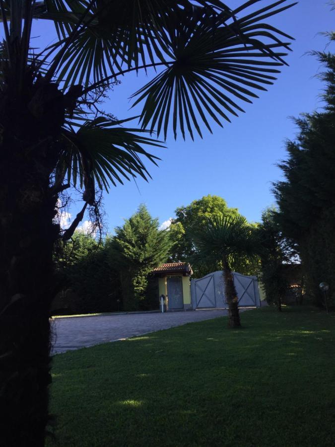 Villa Althea Ronago Экстерьер фото